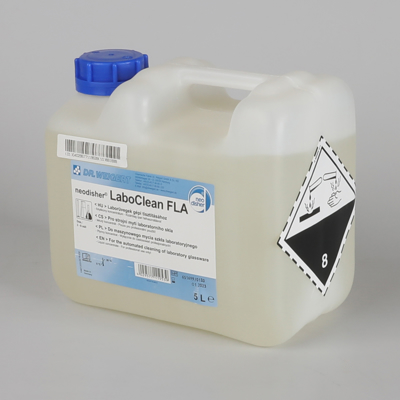 Fotogalerie Prostředky pro čištění a oplach zvířecích klecí
